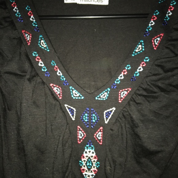 Tribal Patterned Blouse - Picture 2 of 4